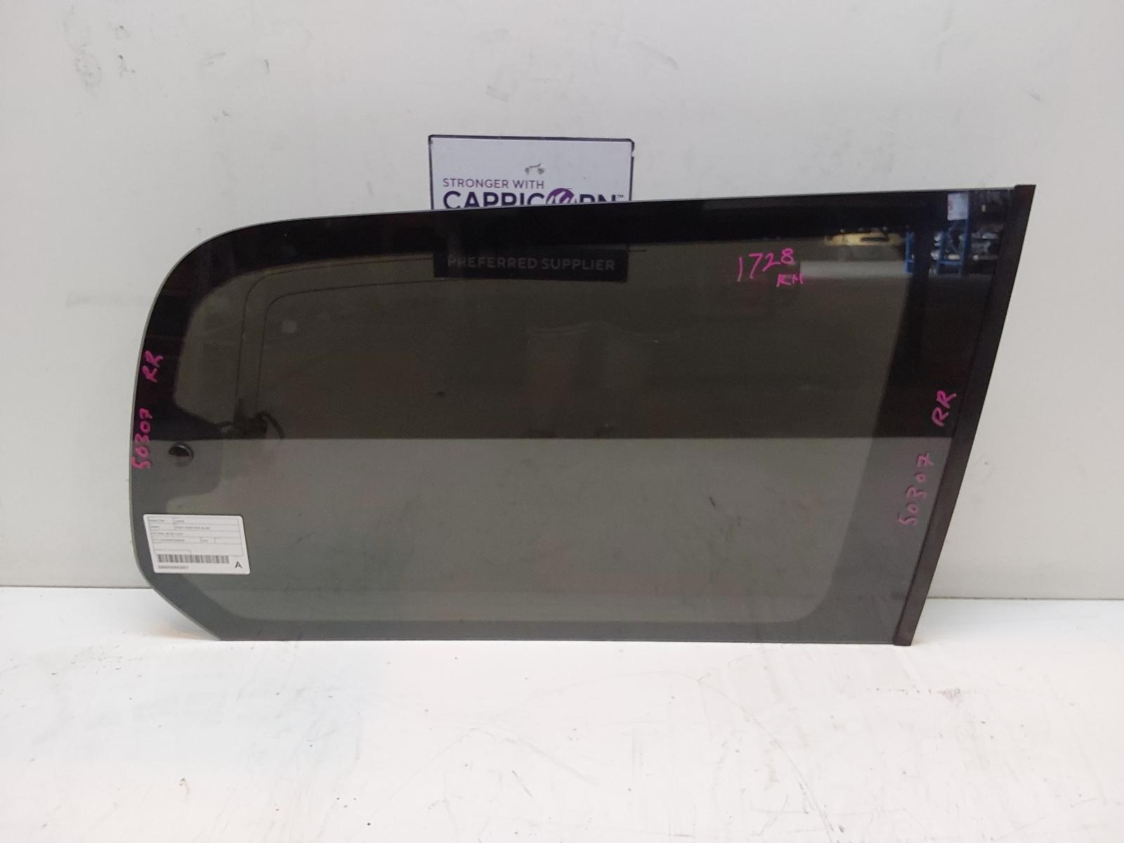 1999 Lexus Lx470 Right Rear Side Glass View Auto part Right Rear Side Glass Lexus Lx470 1999