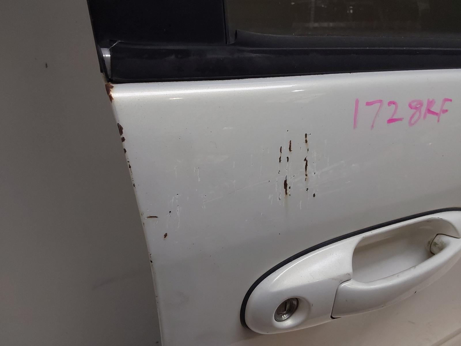 1999 Lexus Lx470 Right Front Door View Auto part Right Front Door Lexus Lx470 1999