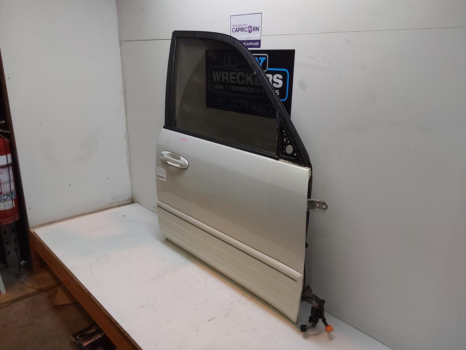 1999 Lexus Lx470 Right Front Door View Auto part Right Front Door Lexus Lx470 1999
