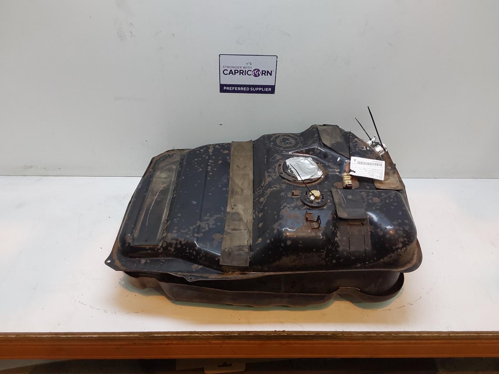 View Auto part Fuel Tank Lexus Lx470 1999