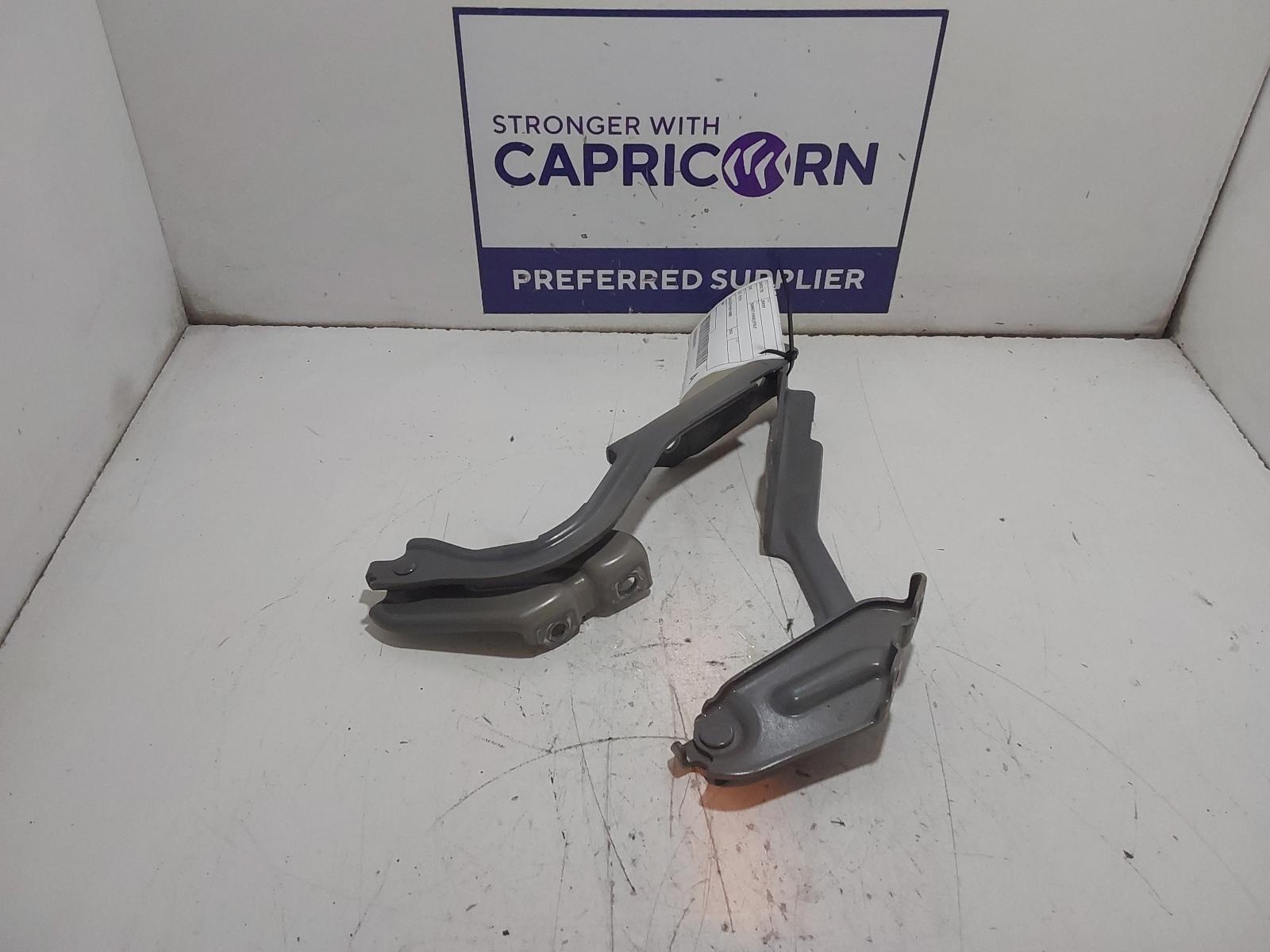 View Auto part Bonnet Hinge/Strut Suzuki Jimny 2022