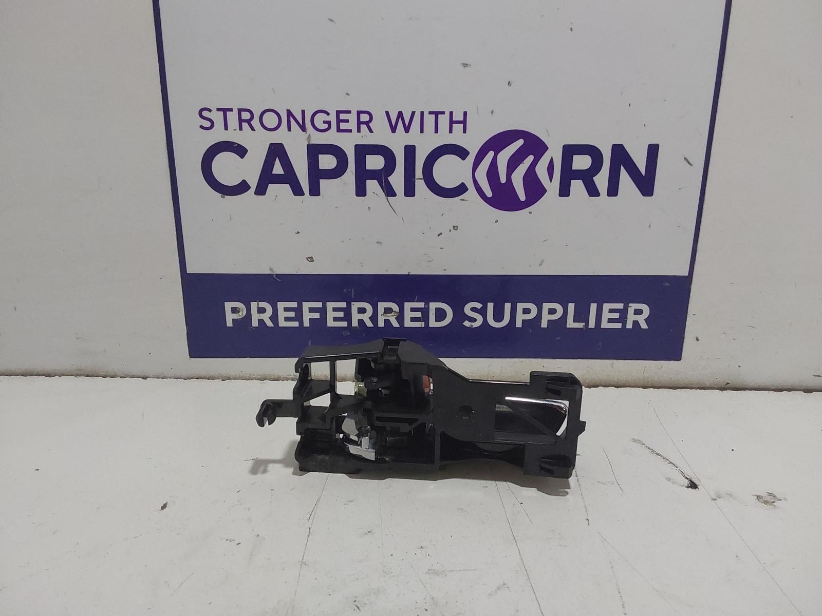 View Auto part Door Handle Suzuki Jimny 2022