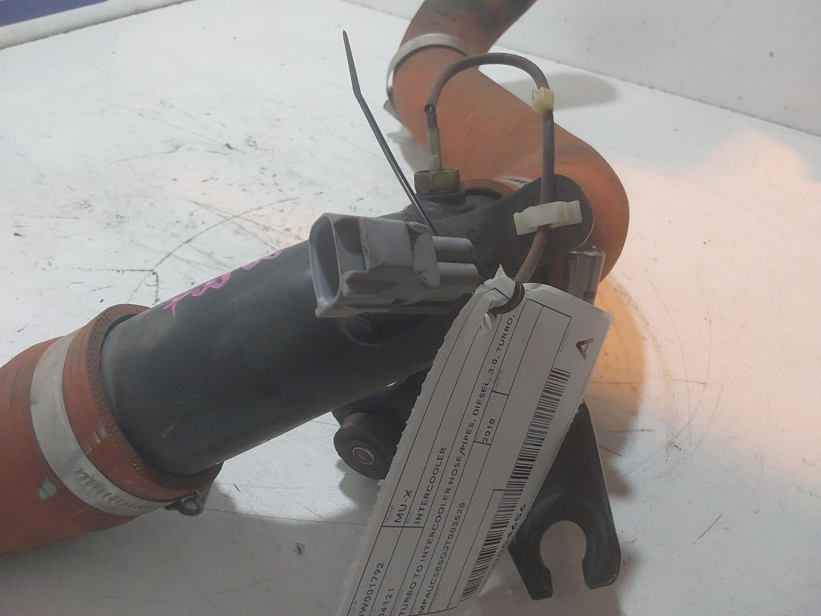 View Auto part Intercooler Isuzu Mu-x 2018