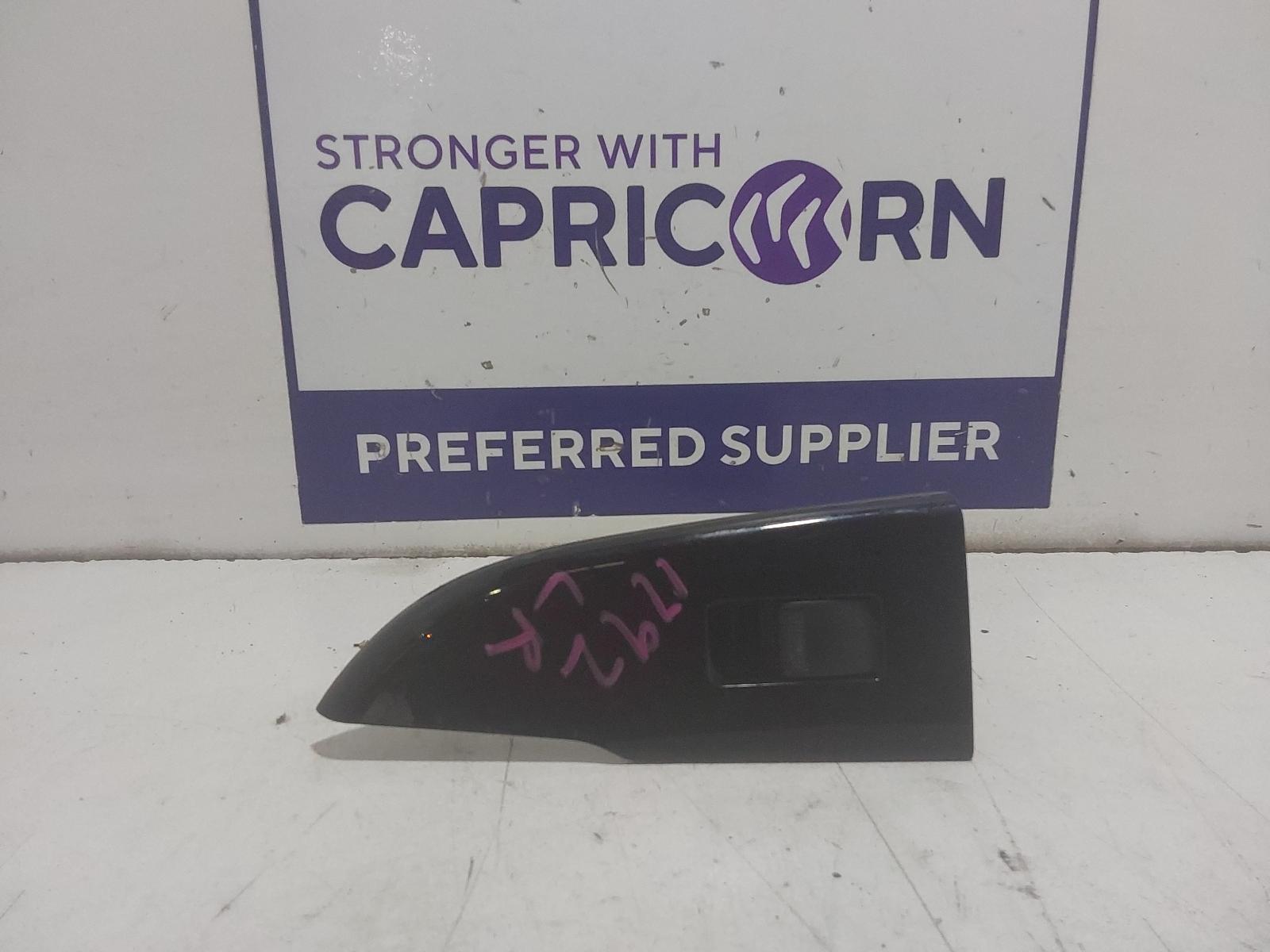 View Auto part Pwr Dr Wind Switch Isuzu Mu-x 2018