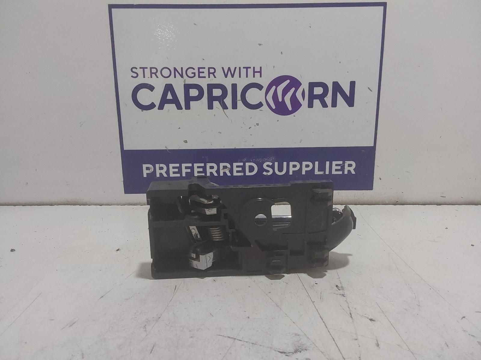 View Auto part Door Handle Isuzu Mu-x 2018