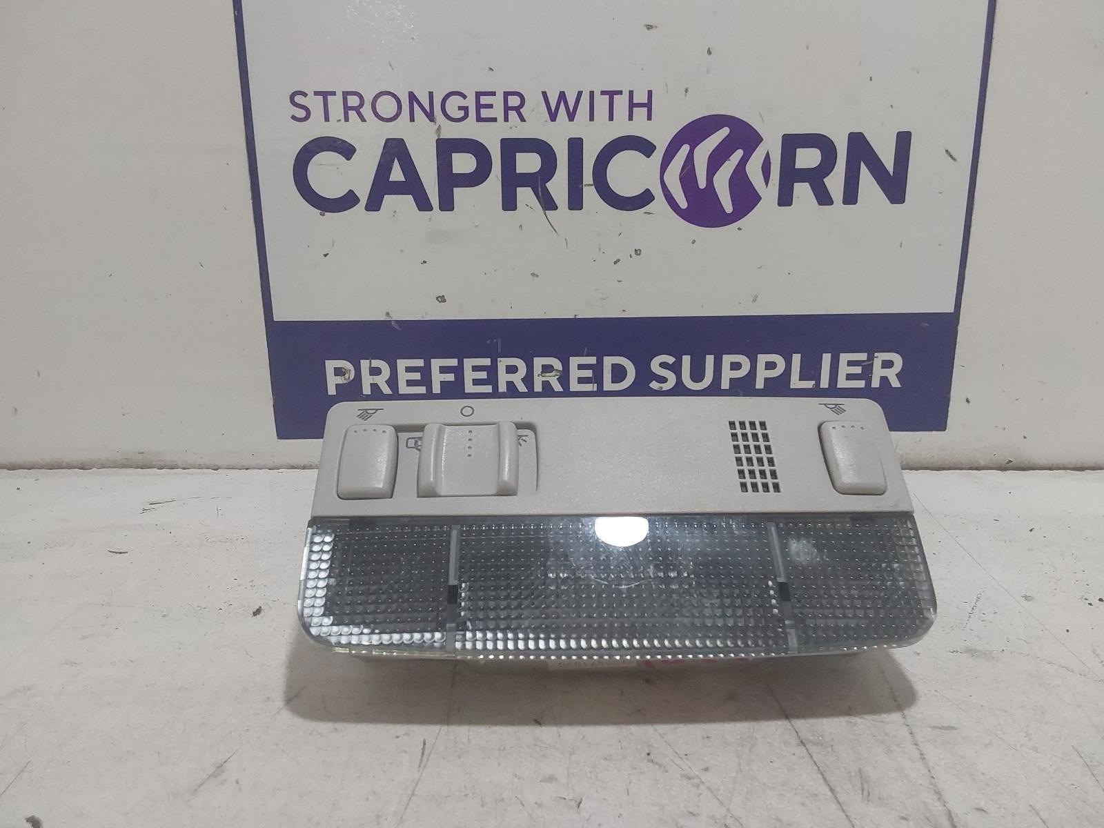 View Auto part Courtesy Light Volkswagen Amarok 2014