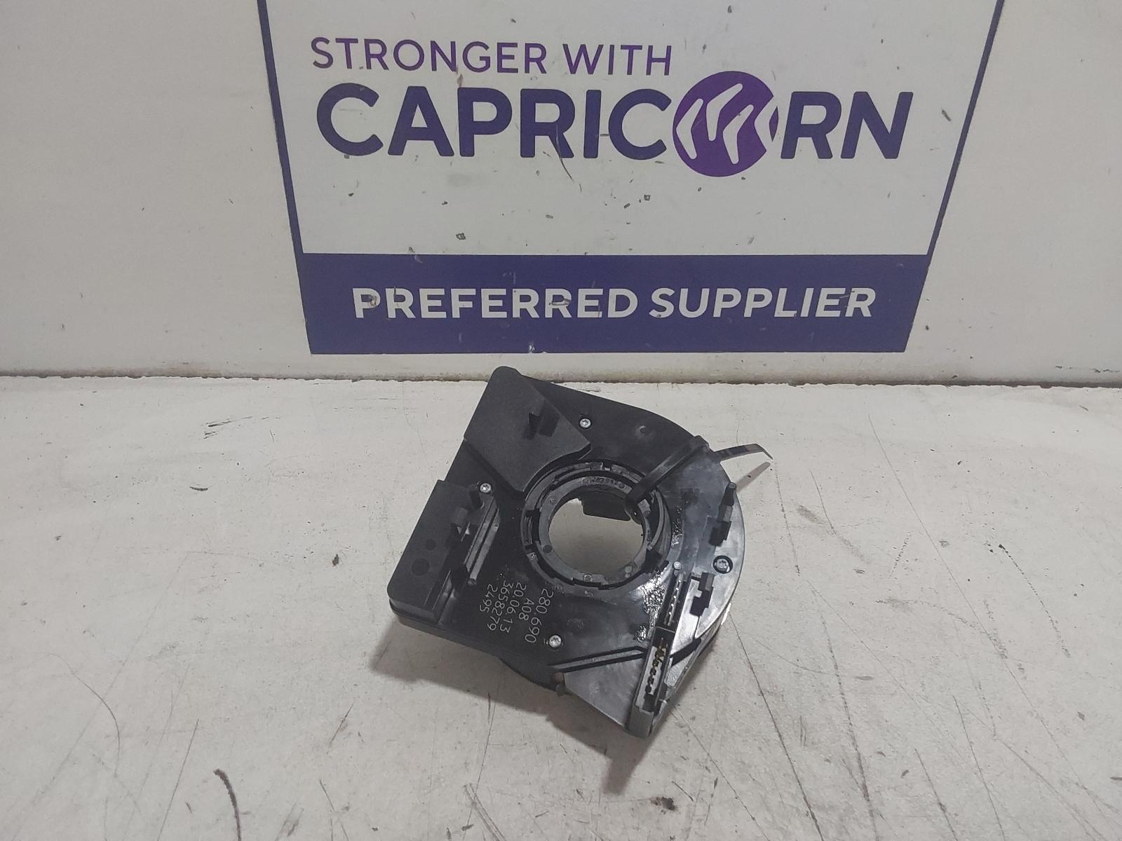 View Auto part Airbag Module/Sensor Volkswagen Amarok 2014