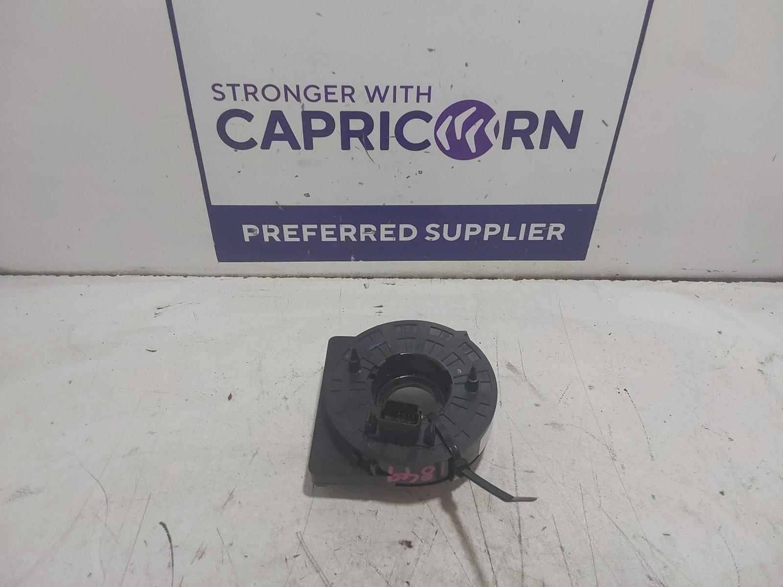 View Auto part Airbag Module/Sensor Volkswagen Amarok 2014