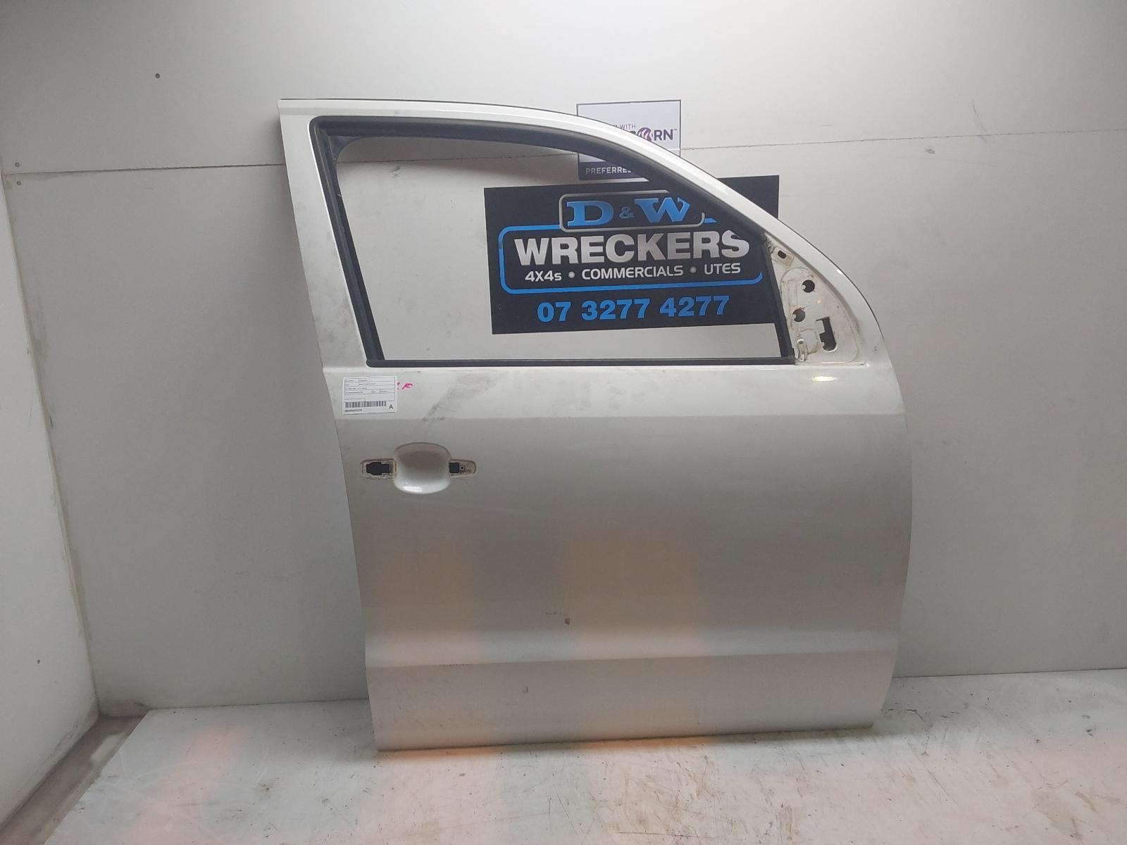 View Auto part Right Front Door Volkswagen Amarok 2014