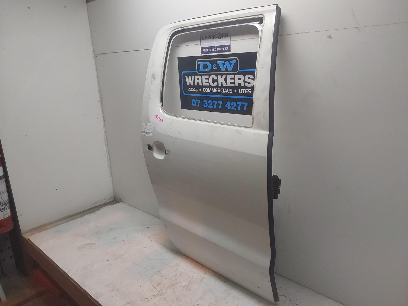 View Auto part Right Rear Door Sliding Volkswagen Amarok 2014