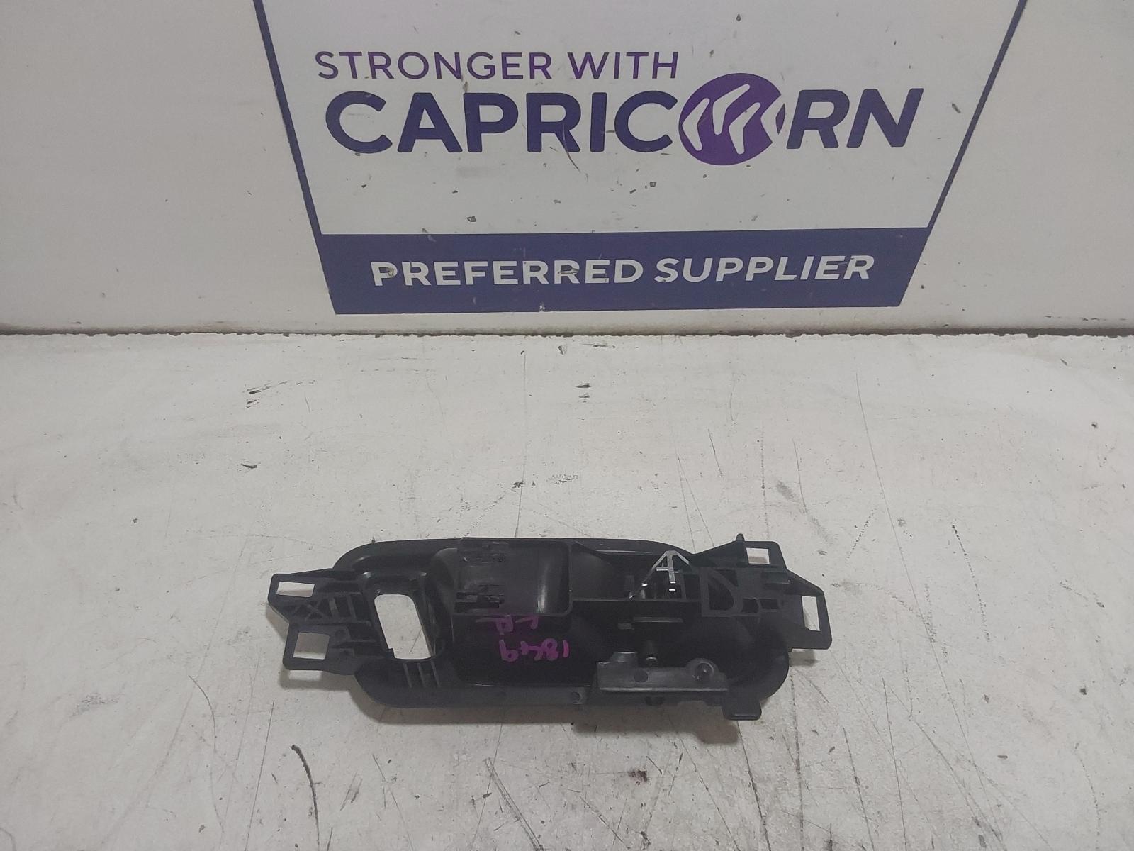 View Auto part Door Handle Volkswagen Amarok 2014