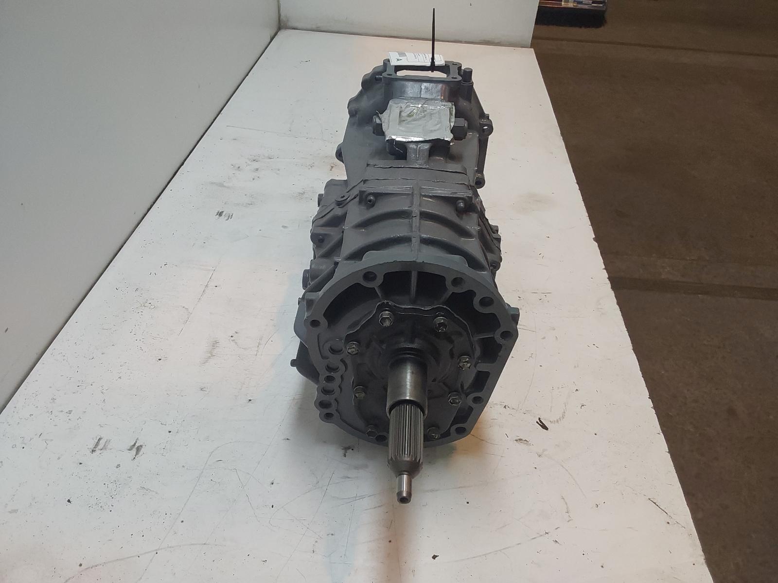 View Auto part Trans/Gearbox Toyota Hilux 1997