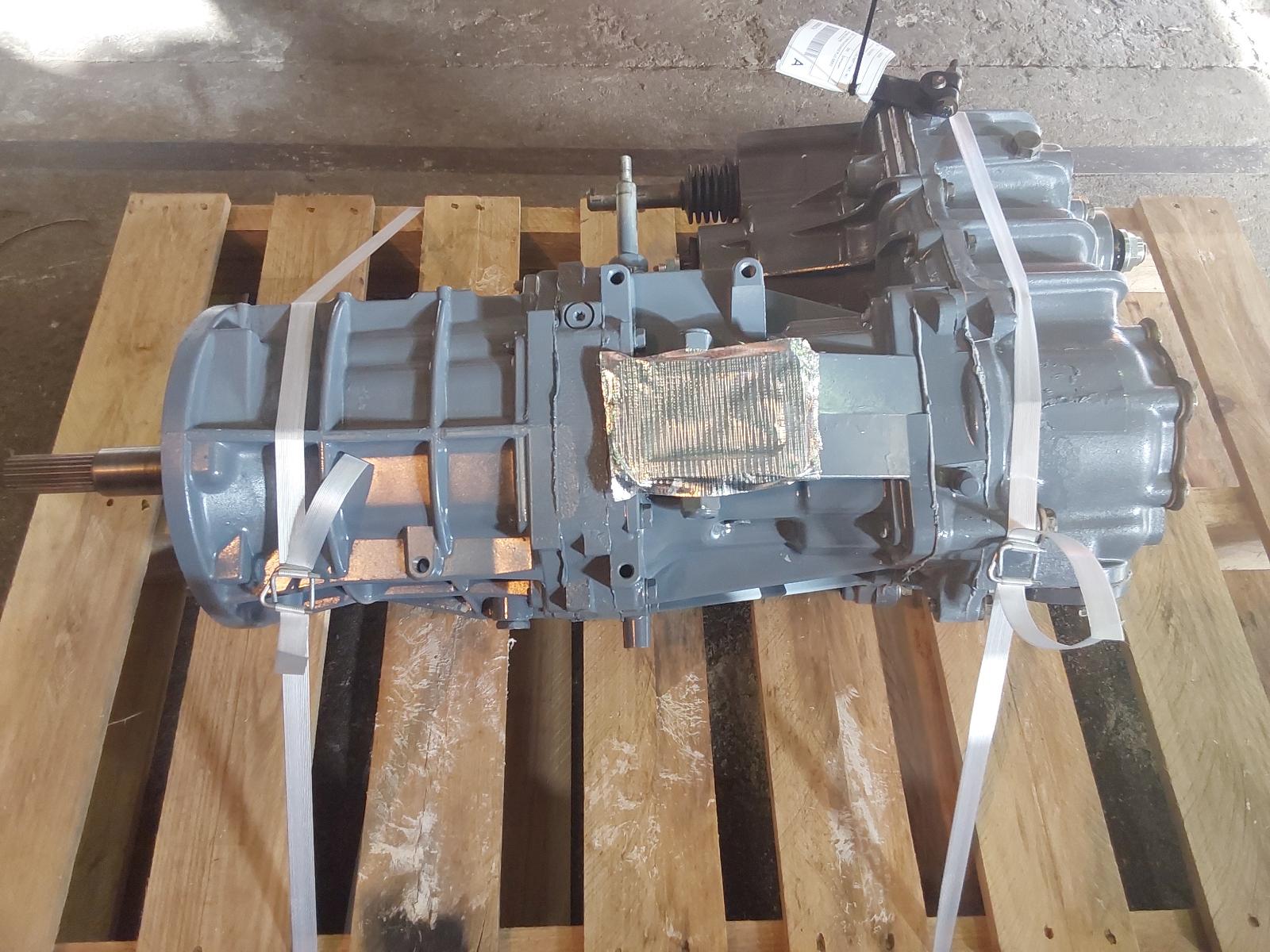 View Auto part Trans/Gearbox Toyota Landcruiser 2000