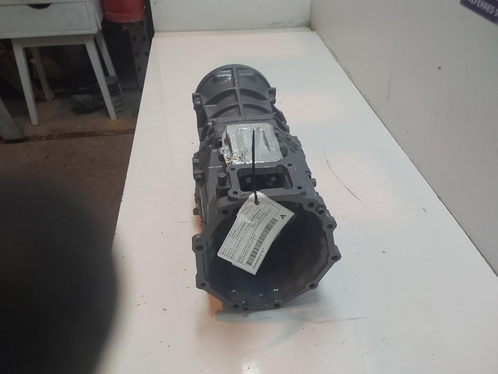 View Auto part Trans/Gearbox Toyota Hilux 2000