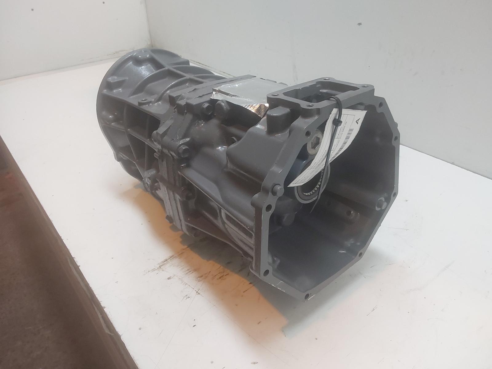 View Auto part Trans/Gearbox Toyota Hilux 2014