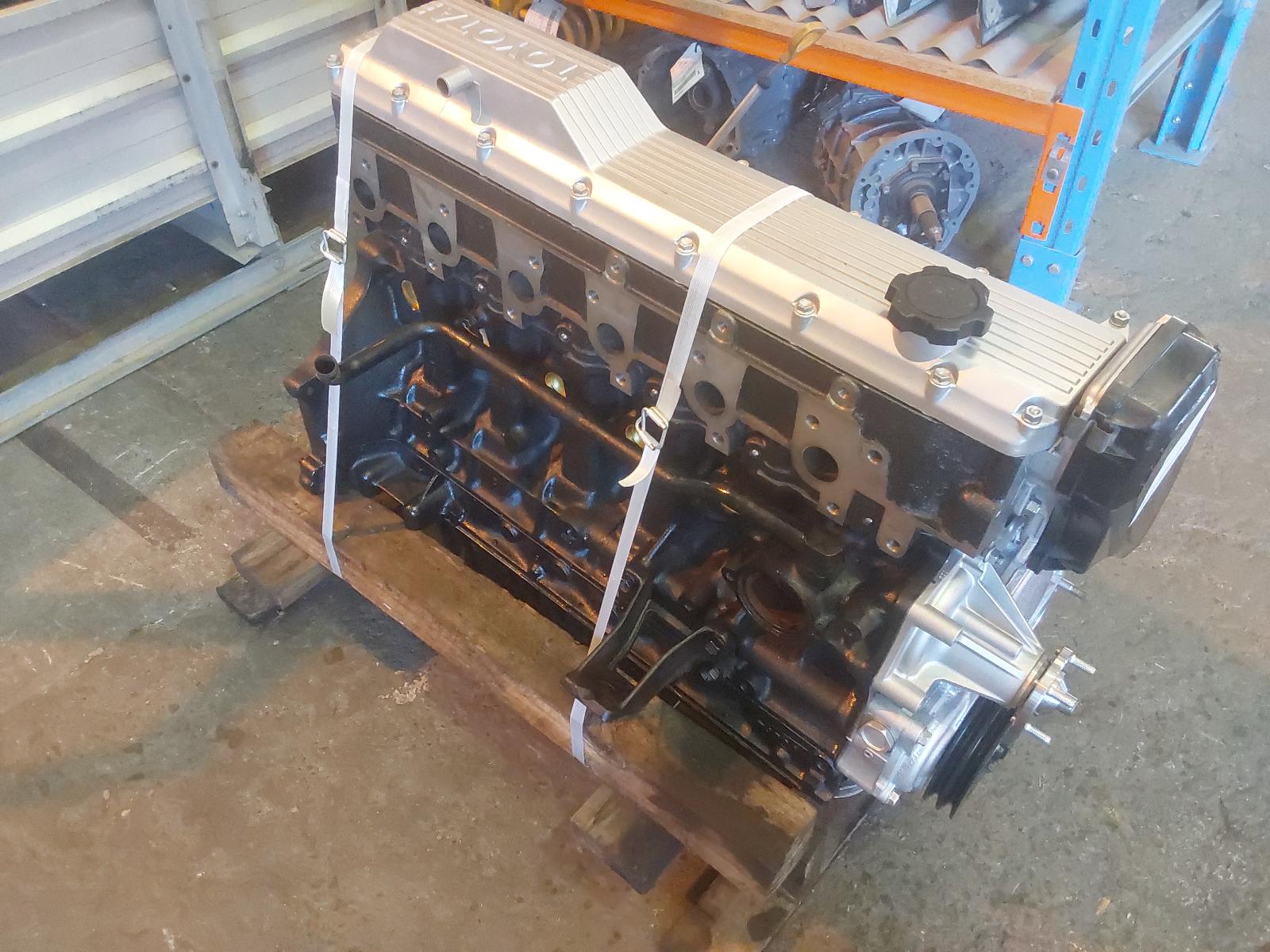 View Auto part Engine Toyota Landcruiser 1997