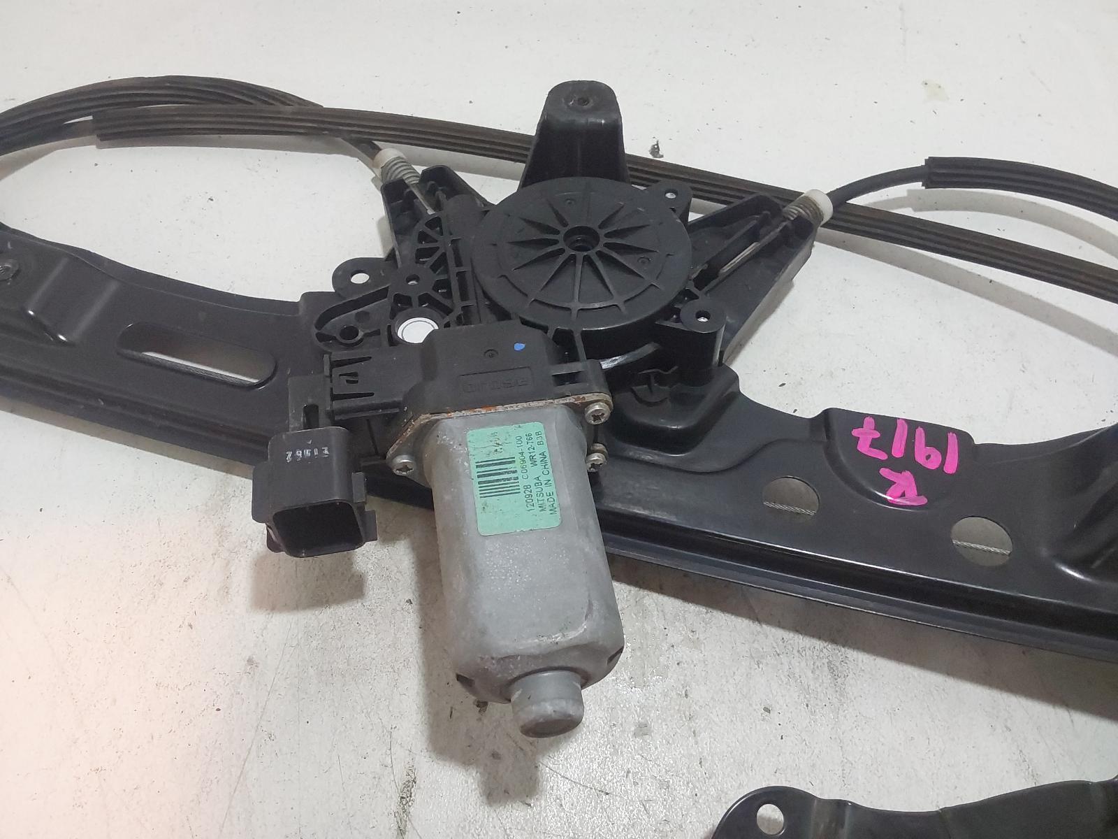 2011 Ford Ranger Right Front Window Reg/Motor View Auto part Right Front Window Reg/Motor Ford Ranger 2011