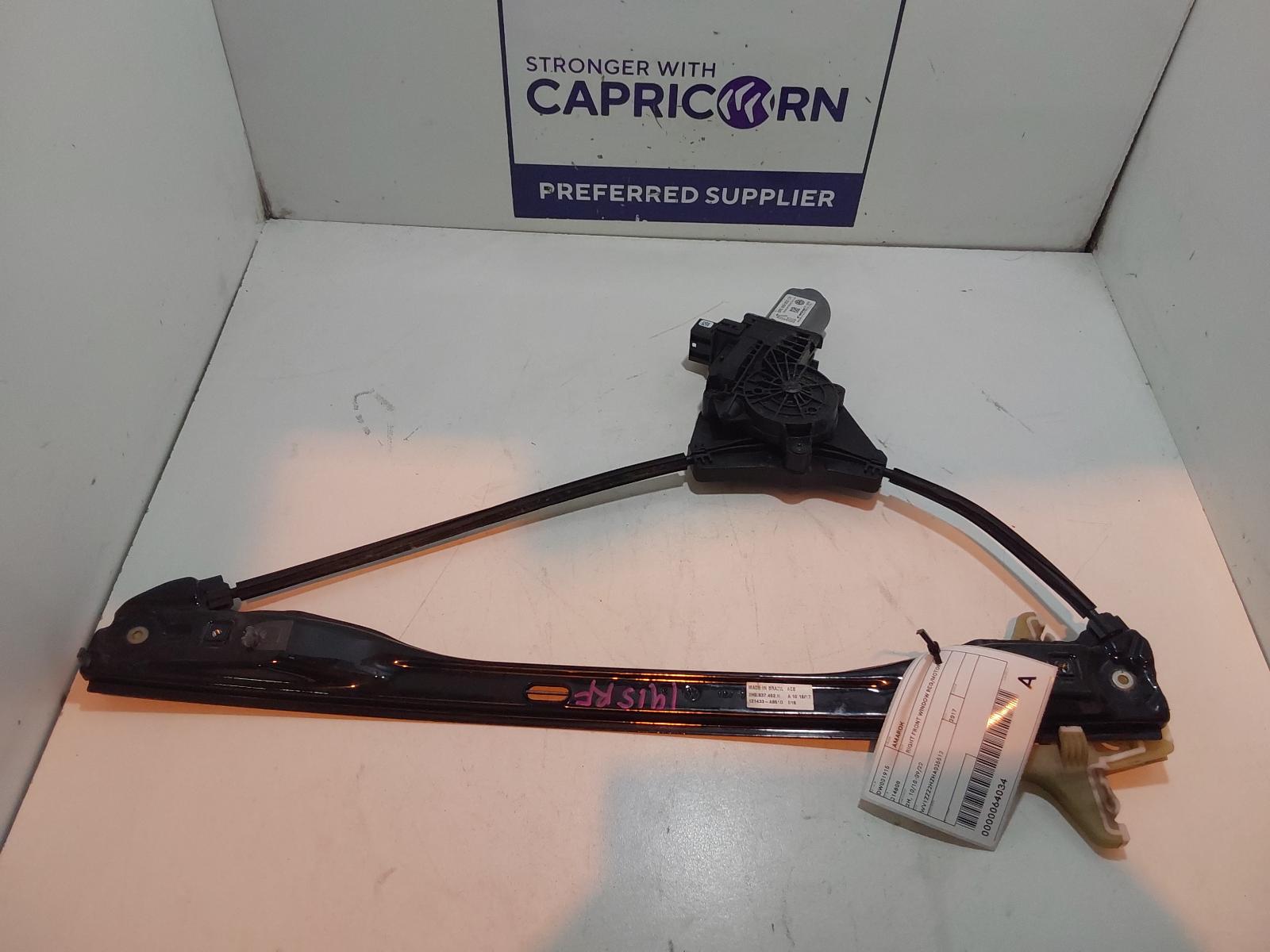 2017 Volkswagen Amarok Right Front Window Reg/Motor View Auto part Right Front Window Reg/Motor Volkswagen Amarok 2017