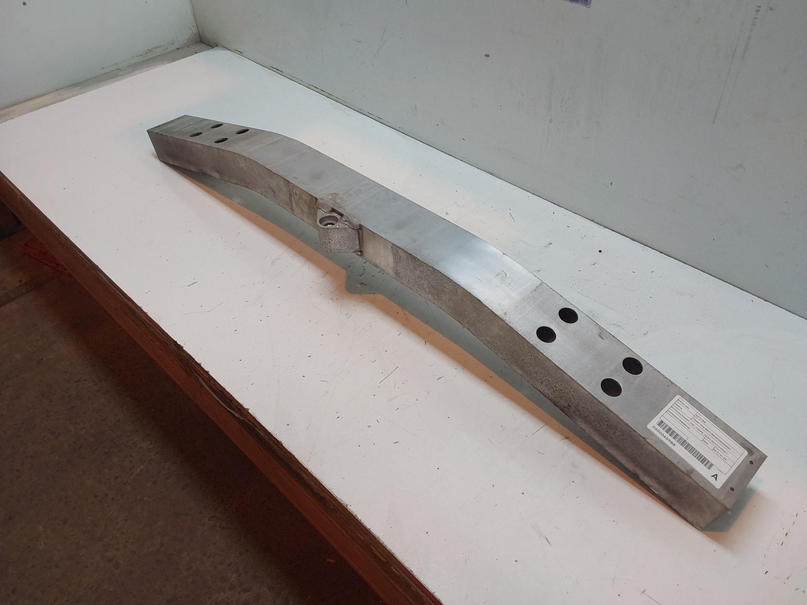 2003 Nissan Skyline F/Bar Reinforc/Brack View Auto part F/Bar Reinforc/Brack Nissan Skyline 2003