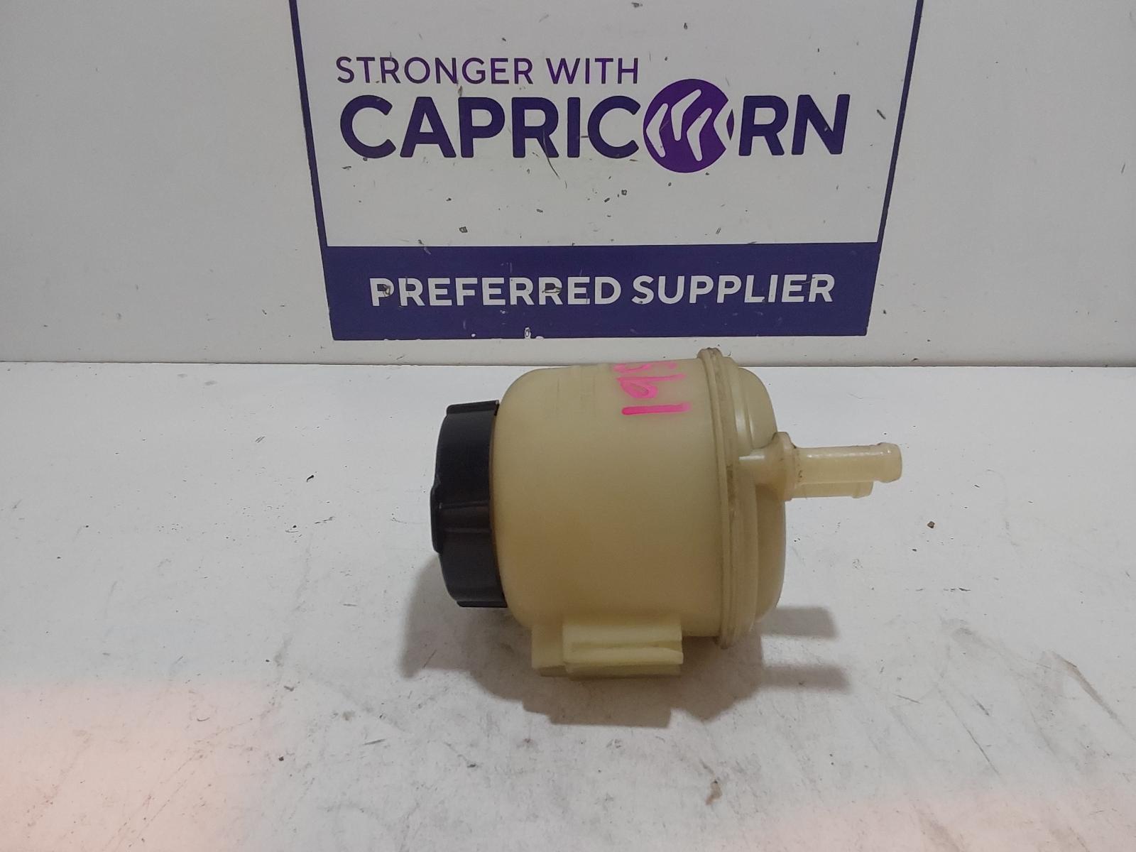 2003 Nissan Skyline P/S Reservoir View Auto part P/S Reservoir Nissan Skyline 2003