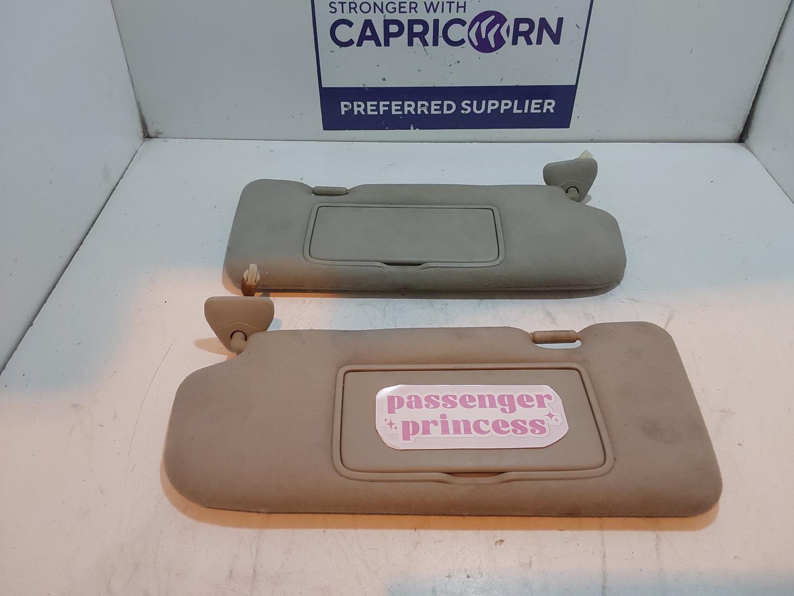 View Auto part Sunvisor Nissan Skyline 2003