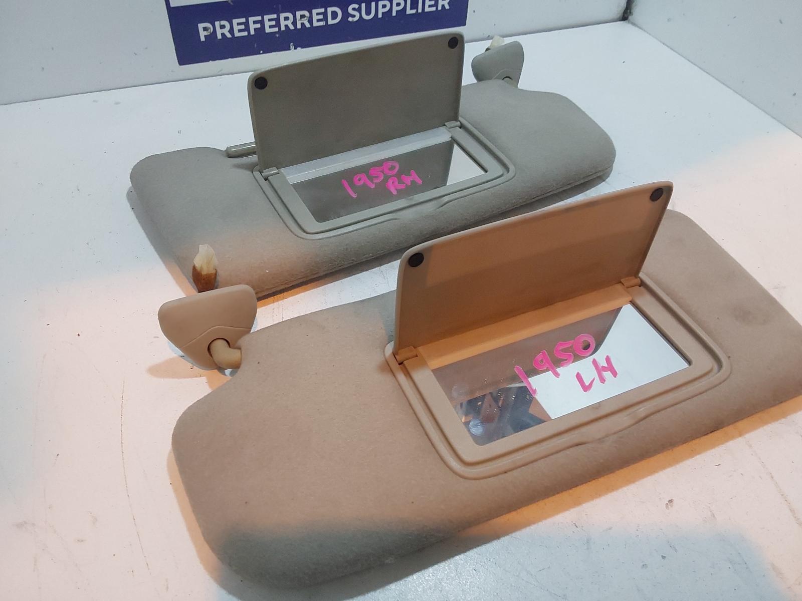 View Auto part Sunvisor Nissan Skyline 2003