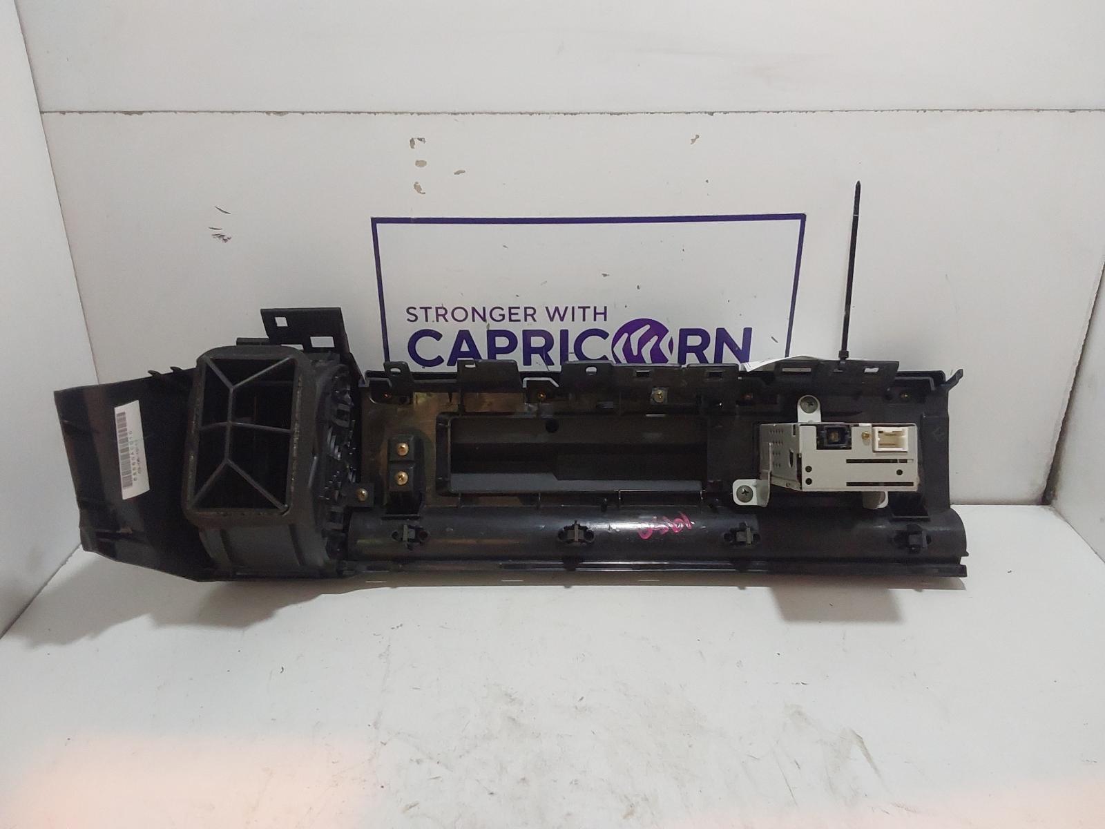 View Auto part Glove Box Nissan Skyline 2003