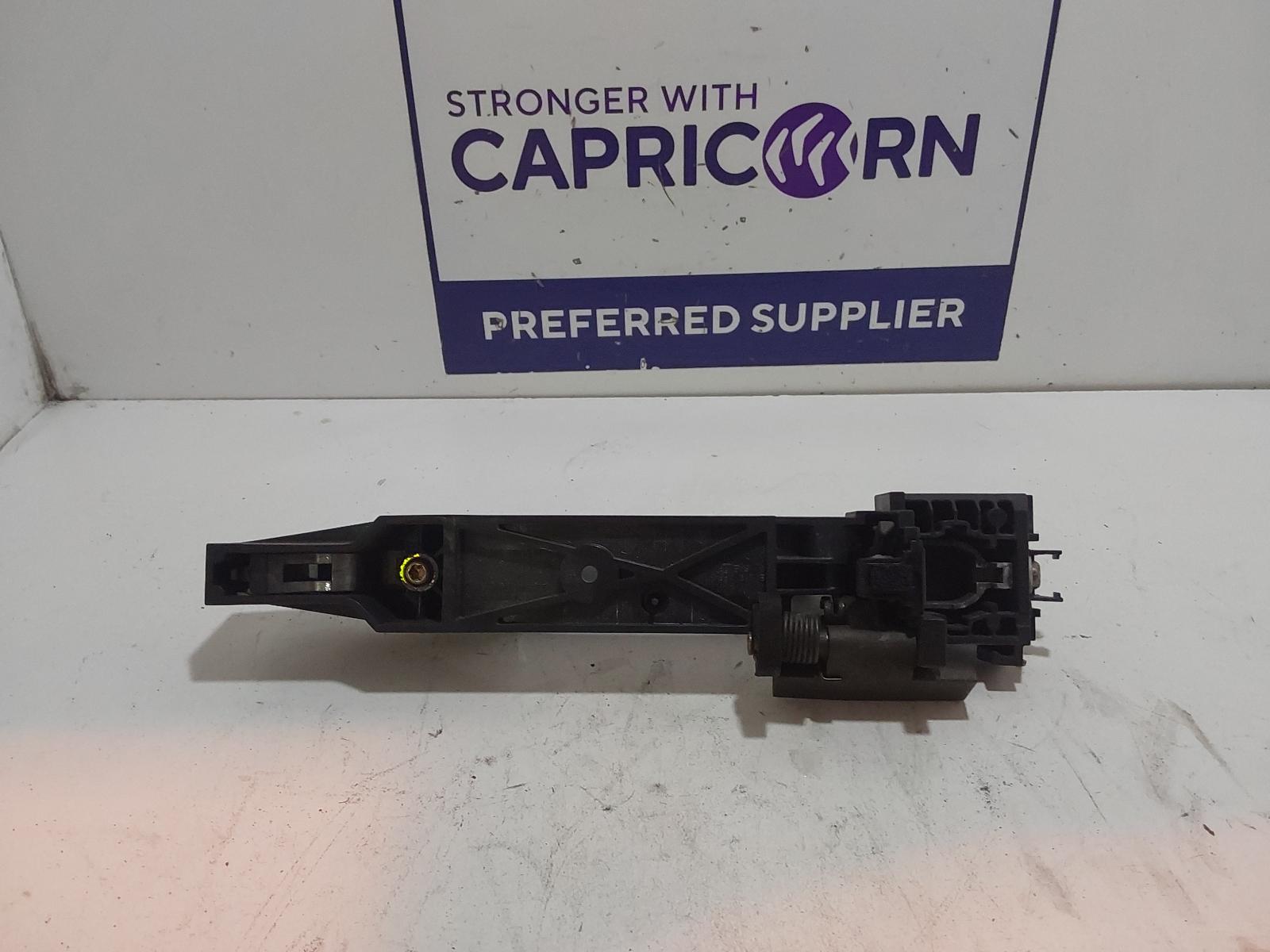 View Auto part Door Handle Nissan Skyline 2003