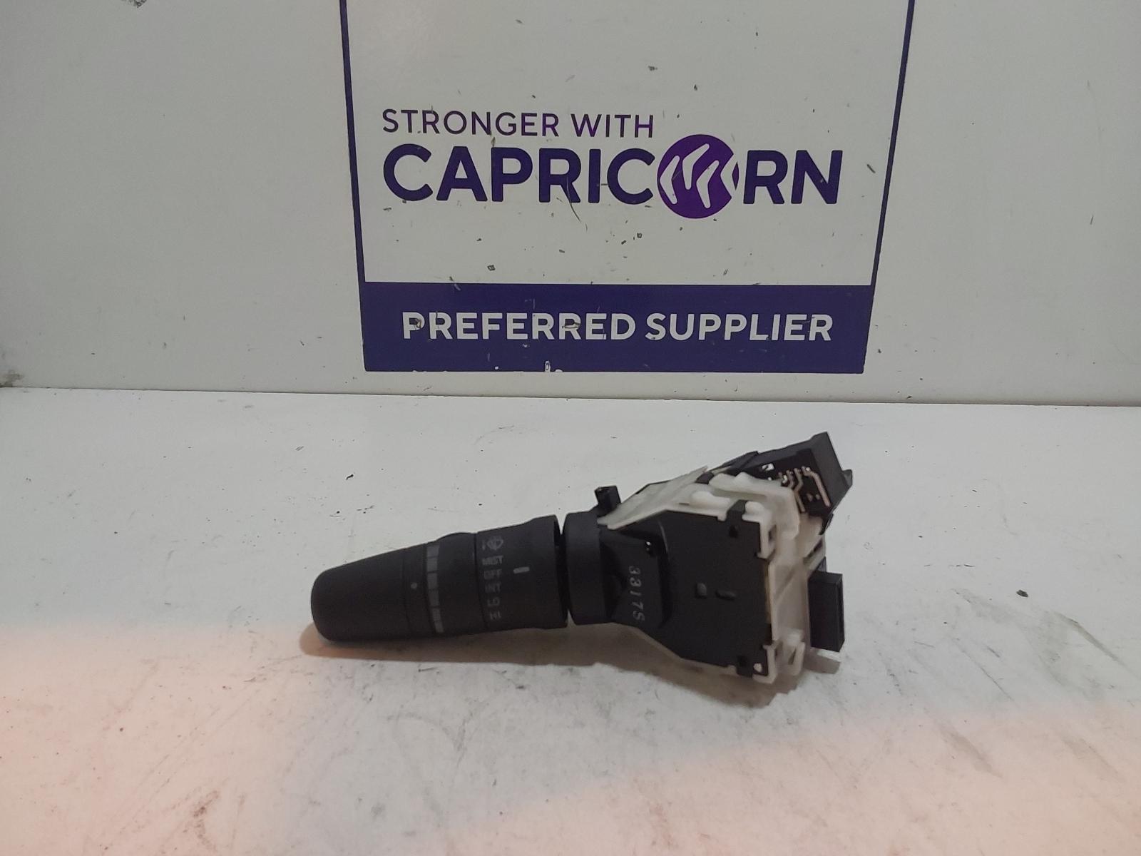 View Auto part Misc Switch/Relay Nissan Skyline 2003