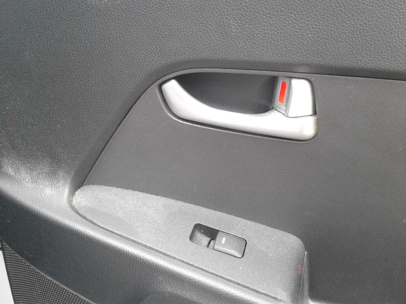 View Auto part Rear Spoiler Kia Sportage 2012