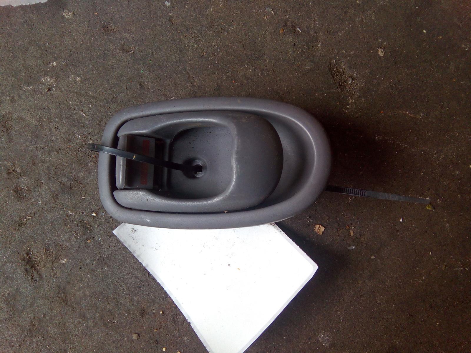 2000 Hyundai Lantra Door Handle View Auto part Door Handle Hyundai Lantra 2000
