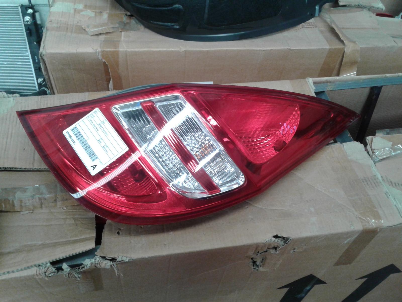 View Auto part Right Taillight Hyundai I30 2009