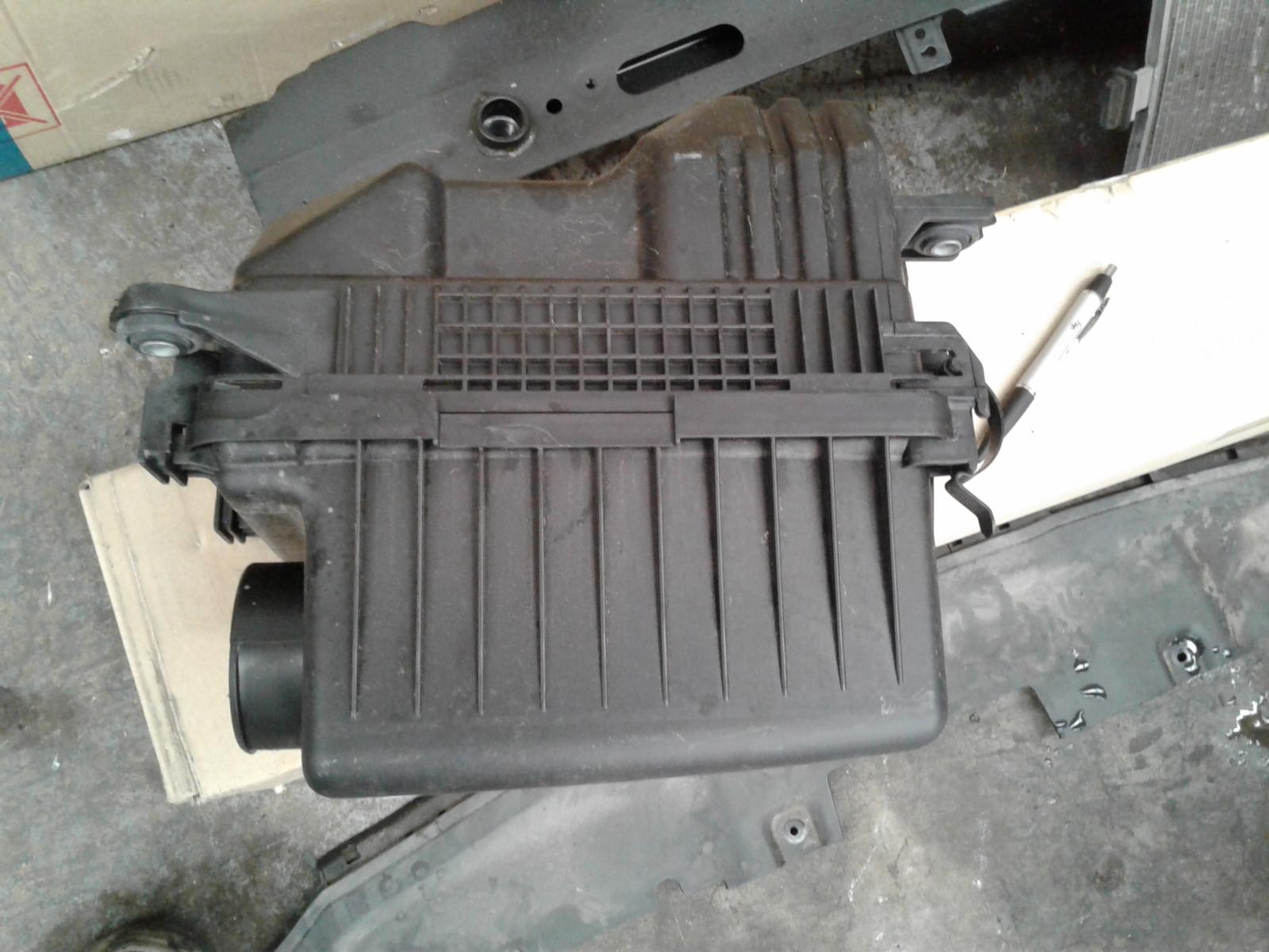 View Auto part Air Cleaner/Box Hyundai Accent 2014