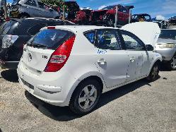 View Auto part Engine Hyundai I30 2010