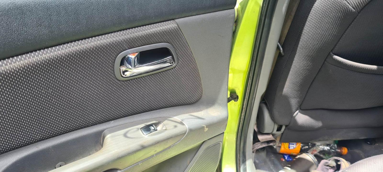 View Auto part Right Rear 1/4 Door Glass Kia Rio 2007