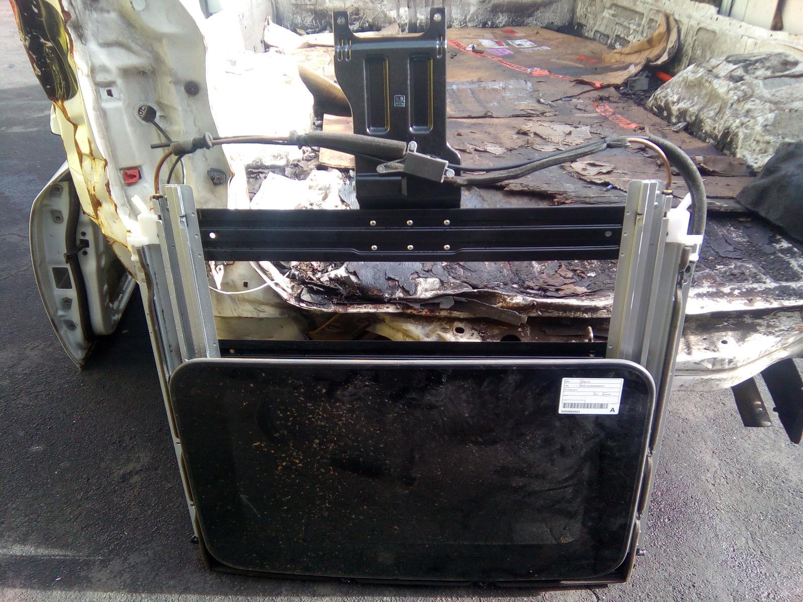View Auto part Roof Glass/Sunroof/T Kia Cerato 2012
