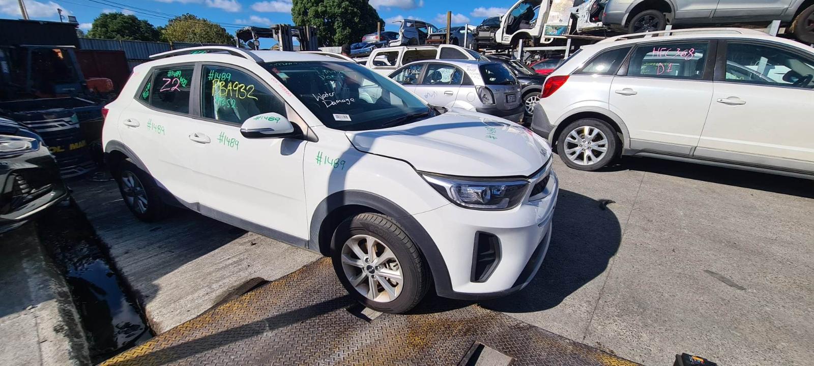 View Auto part Left Rear Door Window Kia Stonic 2022