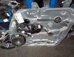 View Auto part Right Front Window Reg/Motor Kia Rondo 2006