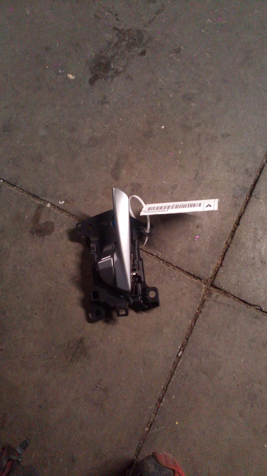 View Auto part Door Handle Hyundai Tucson 2017