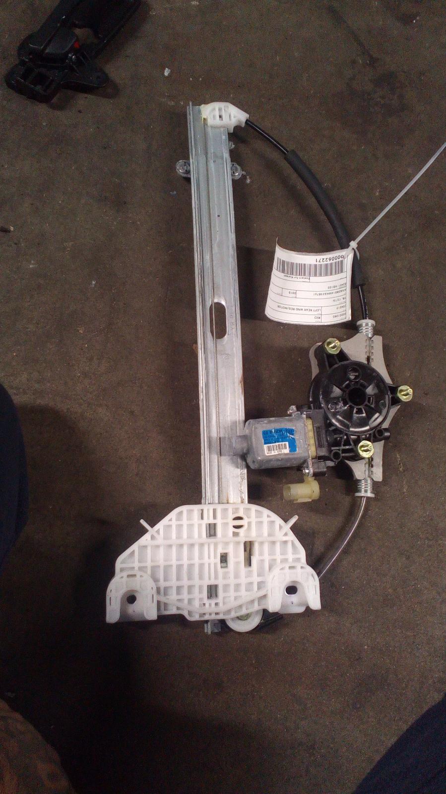 View Auto part Left Rear Wnd Reg/Motor Kia Rio 2018