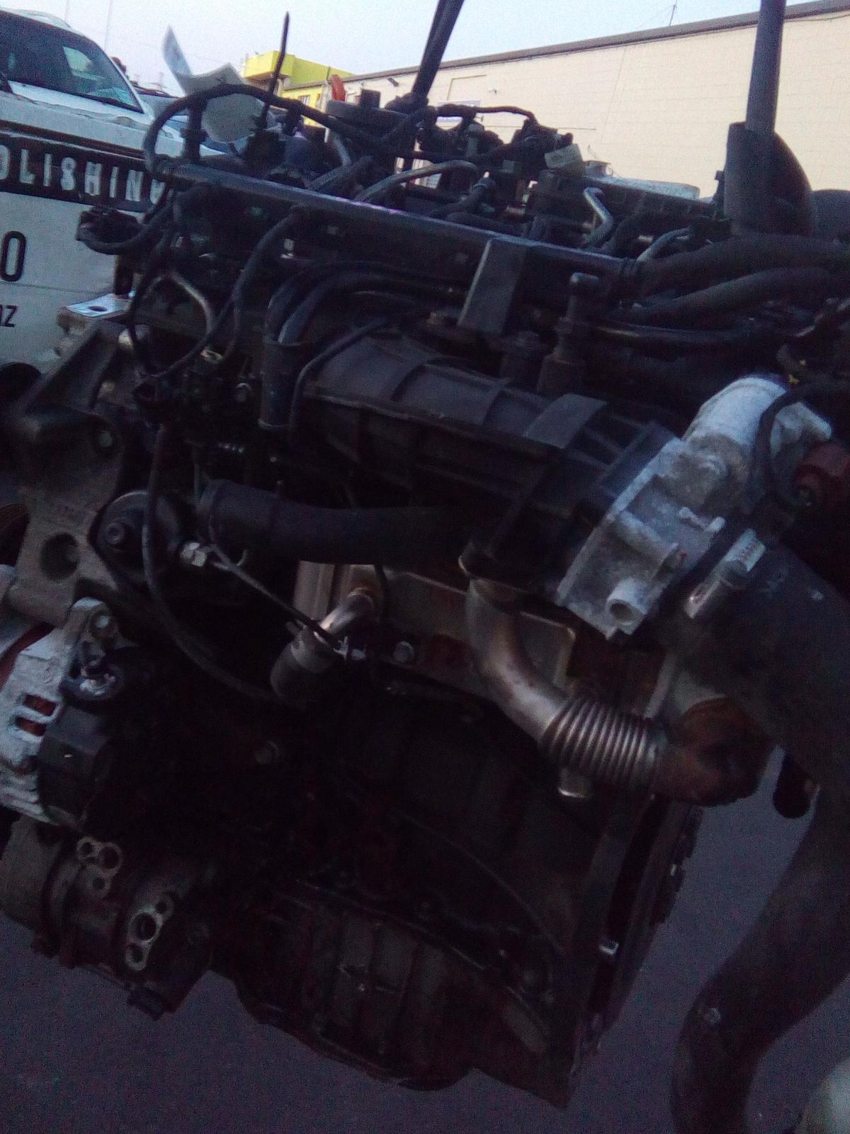 View Auto part Engine Hyundai Ix35 2014