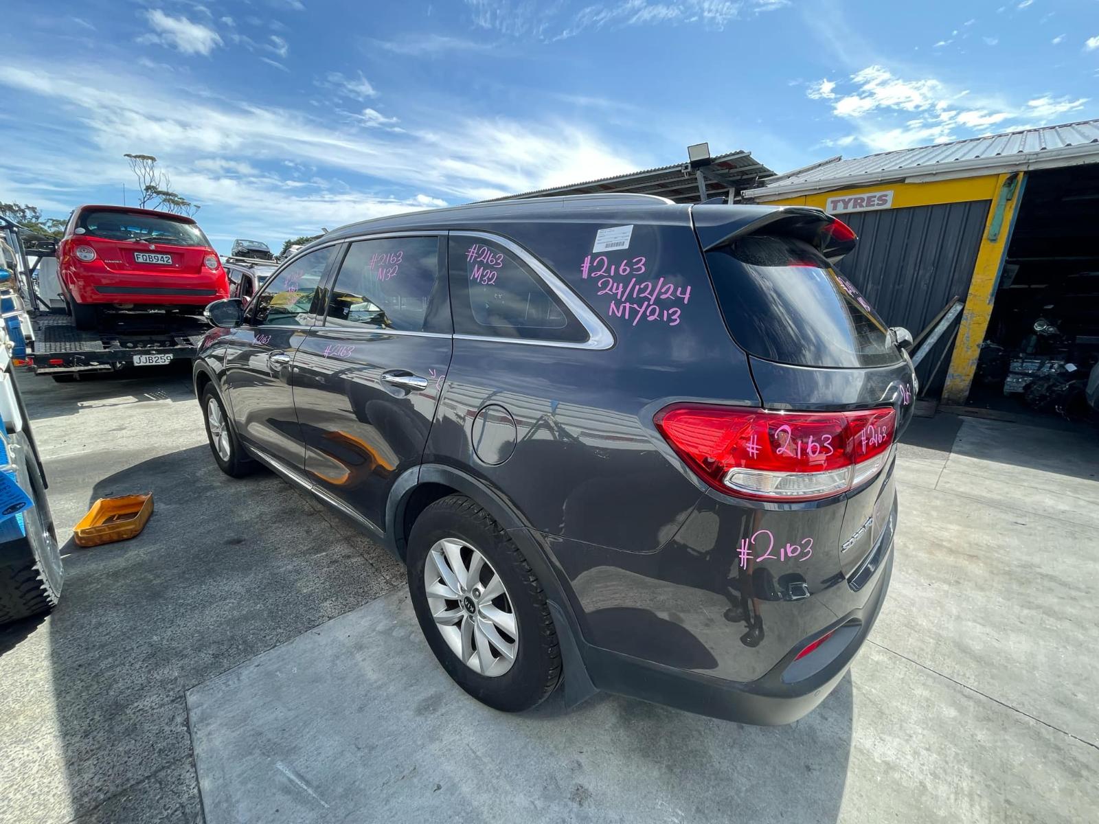 View Auto part Front Bumper Kia Sorento 2016