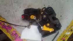 View Auto part Door/Boot/Gate Lock Kia Rio 2007