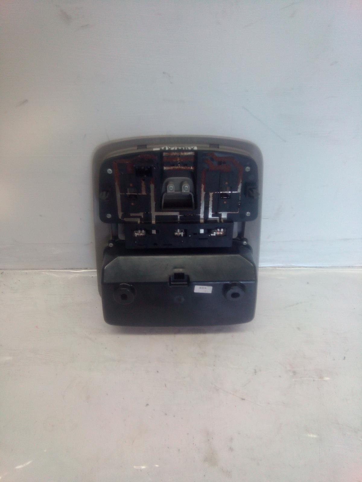 View Auto part Courtesy Light Ssangyong Tivoli 2016