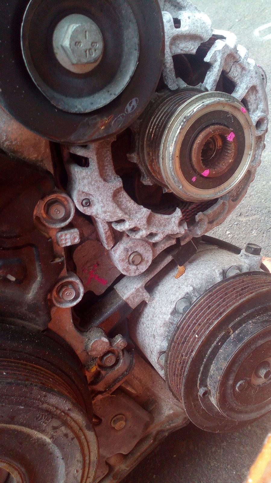 View Auto part Engine Hyundai Santa Fe 2016