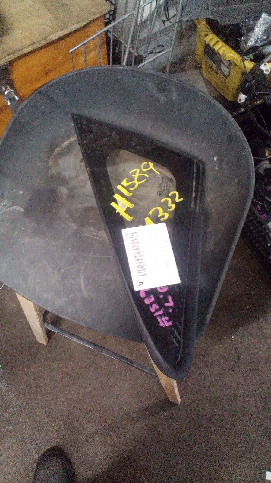 2015 Kia Rio Left Front 1/4 Door Glass View Auto part Left Front 1/4 Door Glass Kia Rio 2015