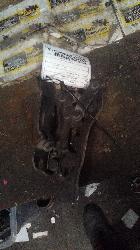 View Auto part Bonnet Hinge/Strut Kia Sorento 2016