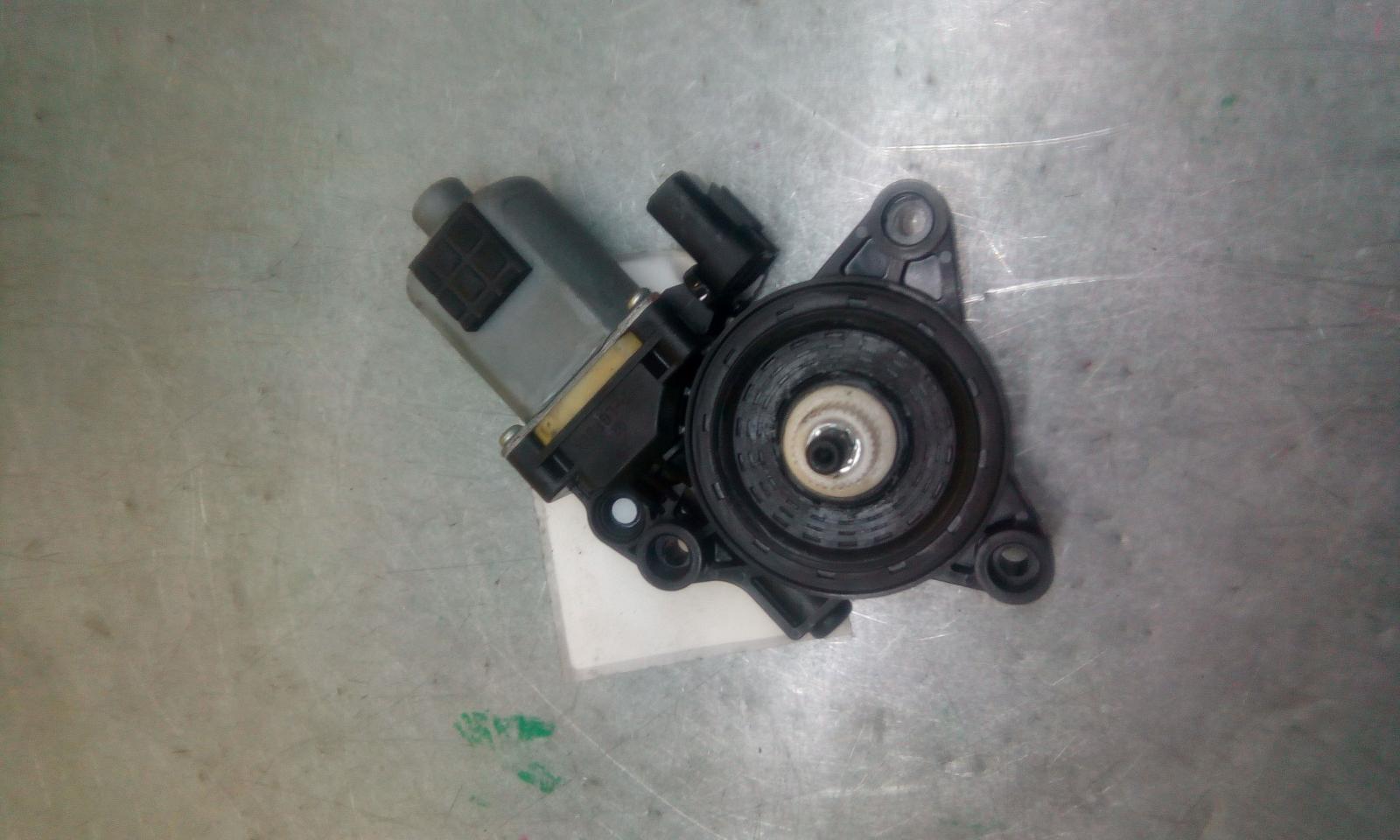 View Auto part Left Front Window Reg/Motor Hyundai Tucson 2016