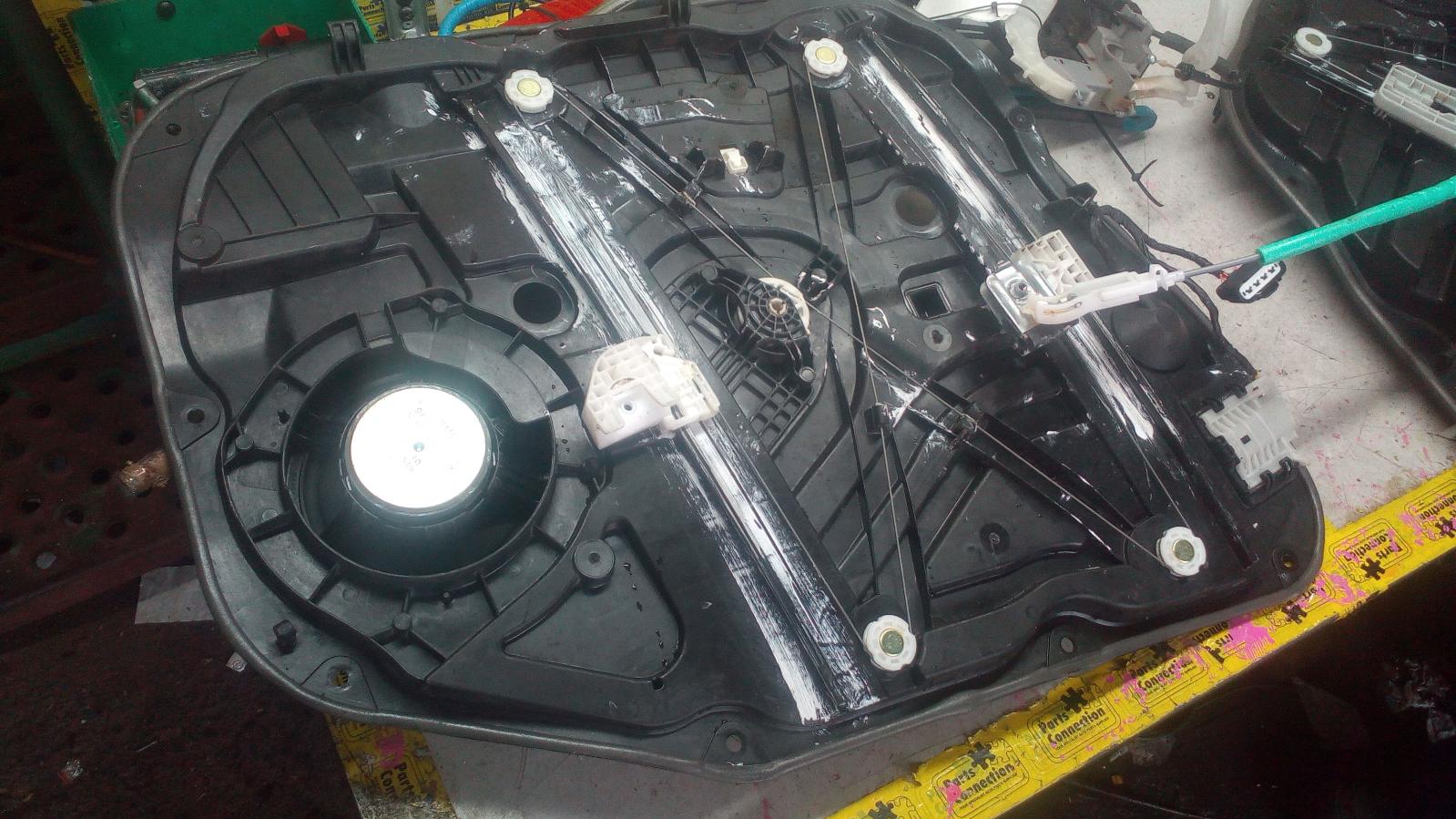 View Auto part Right Front Window Reg/Motor Hyundai Tucson 2016