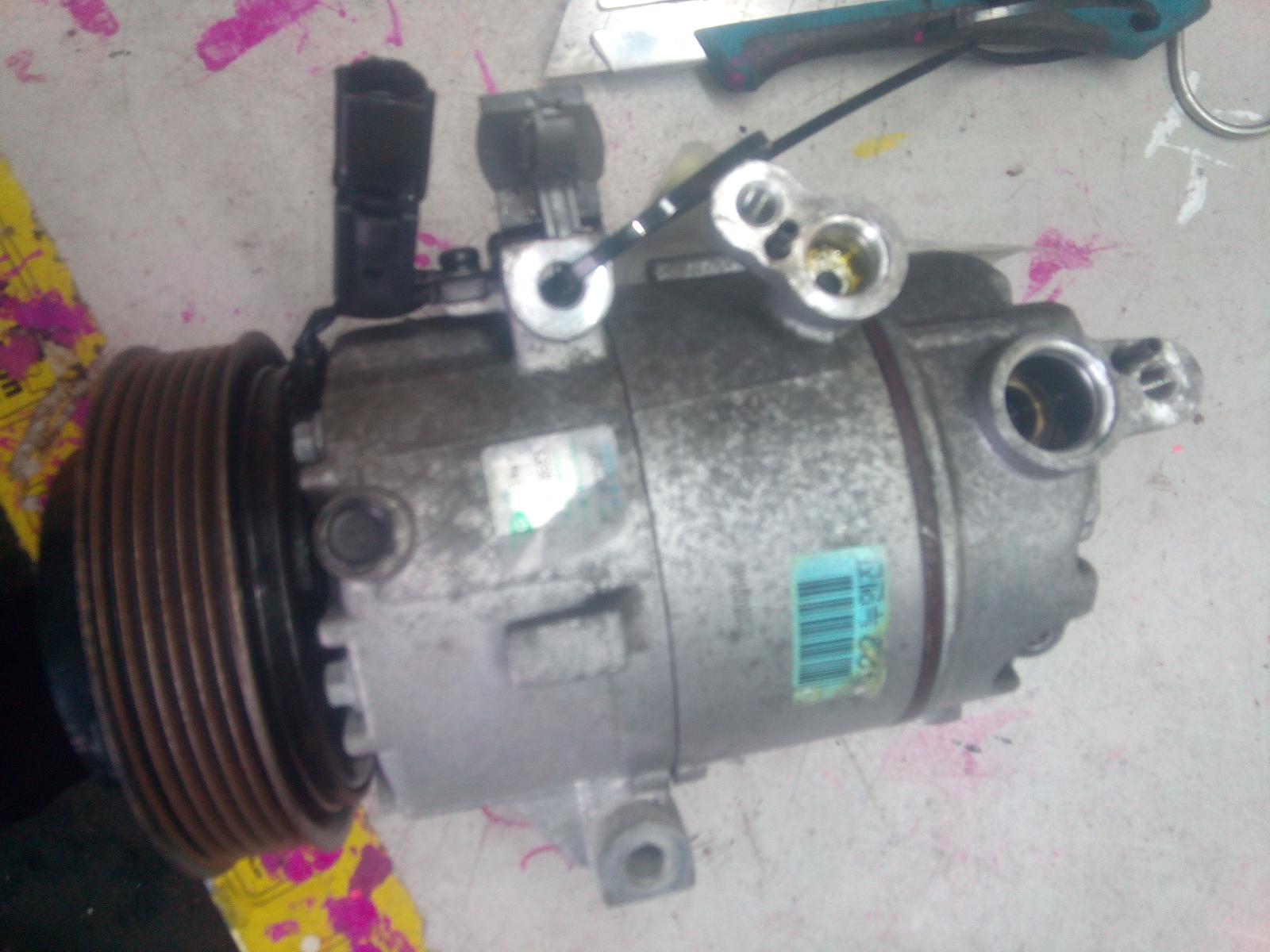 View Auto part A/C Compressor Hyundai I30 2014